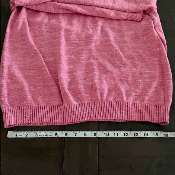 Tommy Bahama Men's Crewneck Sweater in Pink - Picture 6 of 14